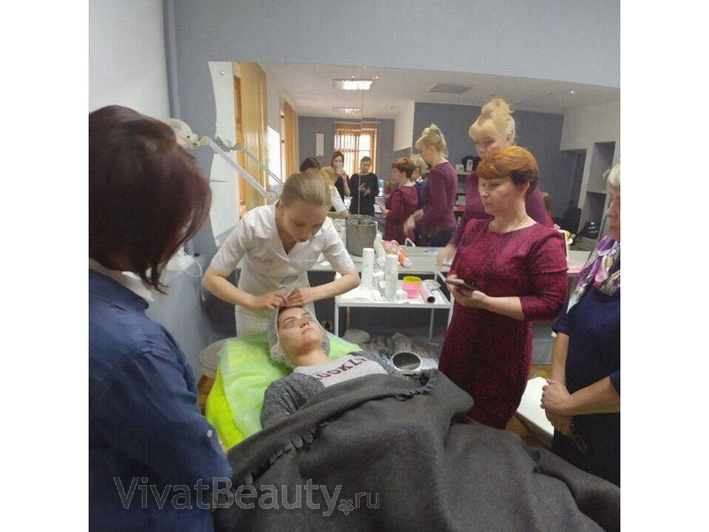 Галерея фотографий обучения в Нижнем Новгороде на косметике Alex Cosmetic