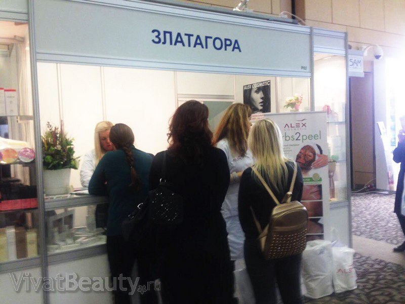 Галерея фотографий Alex Cosmetic на выставке по эстетической медицине SAM-Expo. Москва.