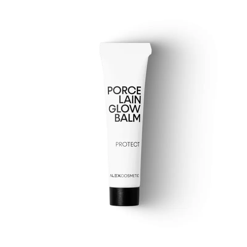 Матирующий крем для лица Porcelain Glow Balm 15 мл